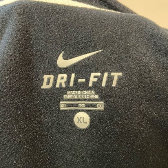 Nike- Dri-Fit Quarter Zip Breast Zip Pocket Lightweight Navy Blue Pullover- XL - Picture 3 of 9